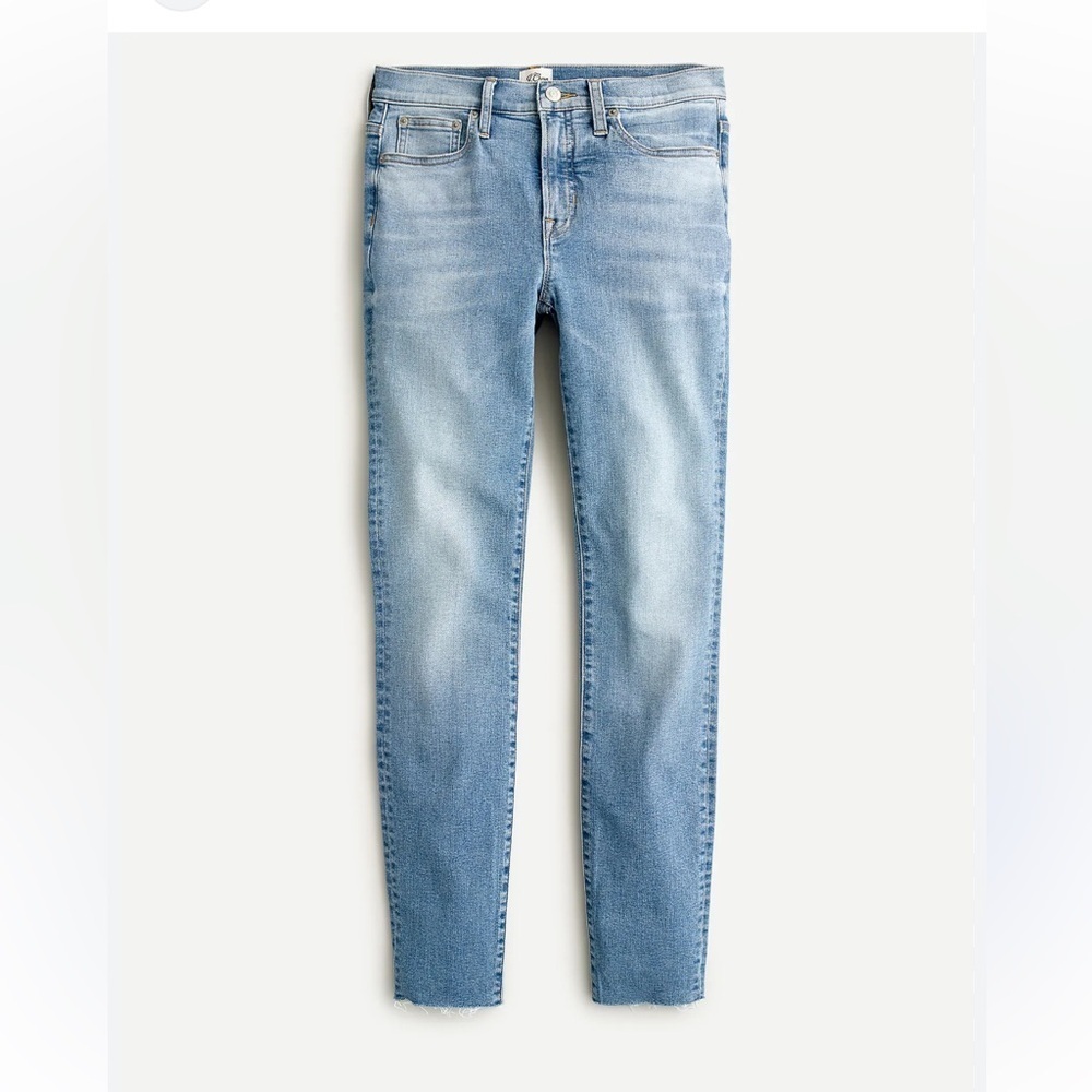 J. Crew Women's 9" Toothpick Jeans Denim Medium Wash Size 32 Raw Hem